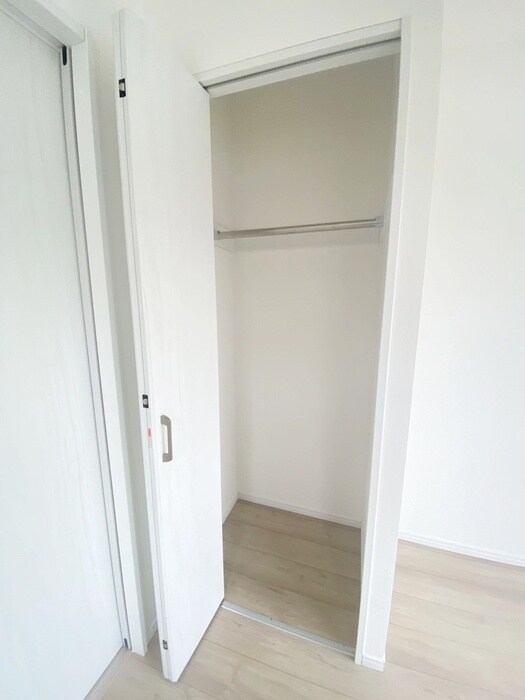 物件内観写真16　(収納)