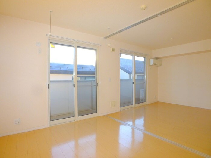 物件内観写真11　(内観写真)