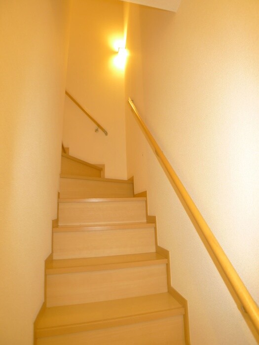 物件内観写真17　(廊下)