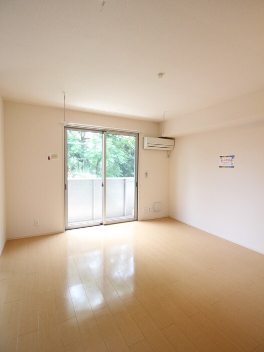 物件内観写真6　(居室)