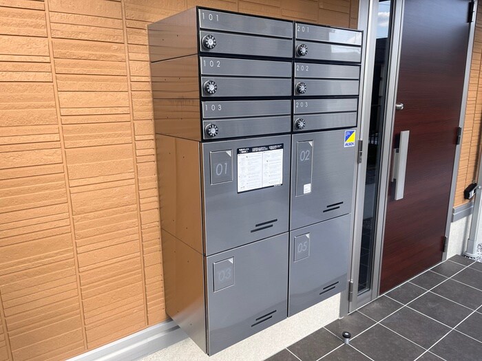 物件外観写真6　(建物設備)