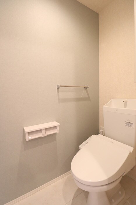 物件内観写真13　(トイレ)