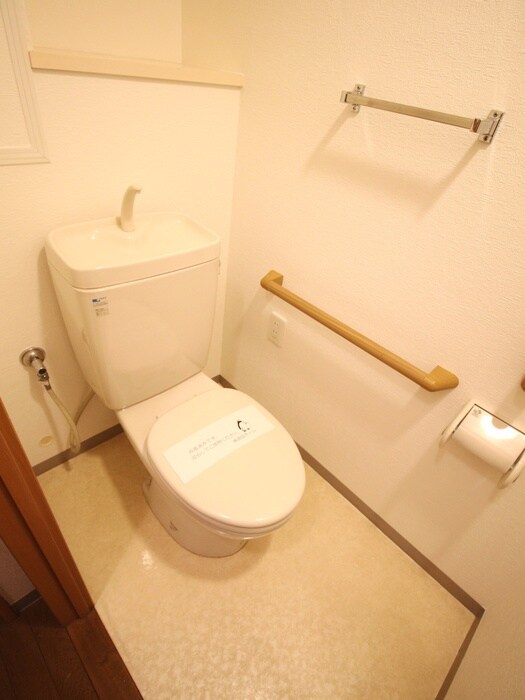 物件内観写真14　(トイレ)