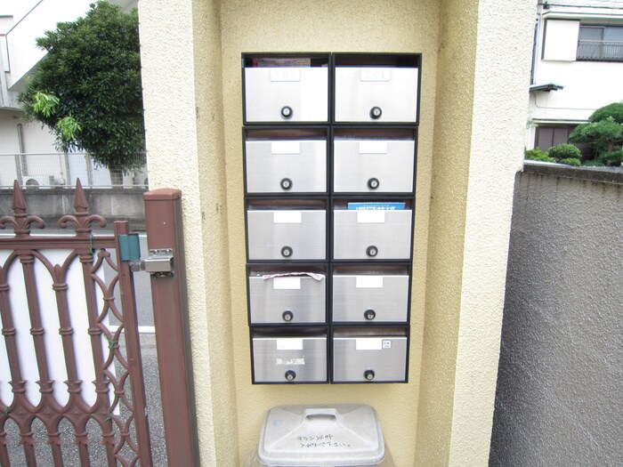 物件外観写真6　(建物設備)