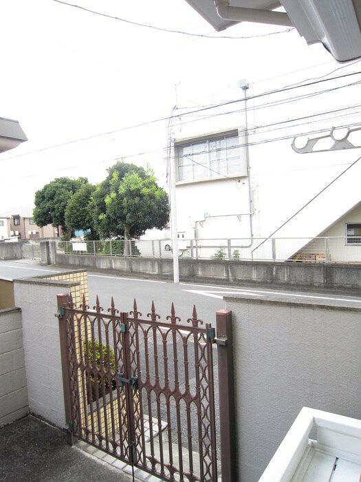 物件内観写真14　(室内からの展望)