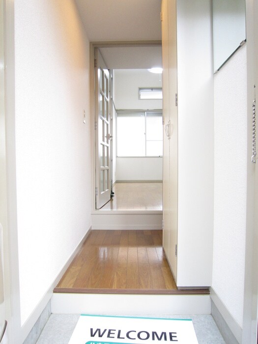 物件内観写真22　(玄関)