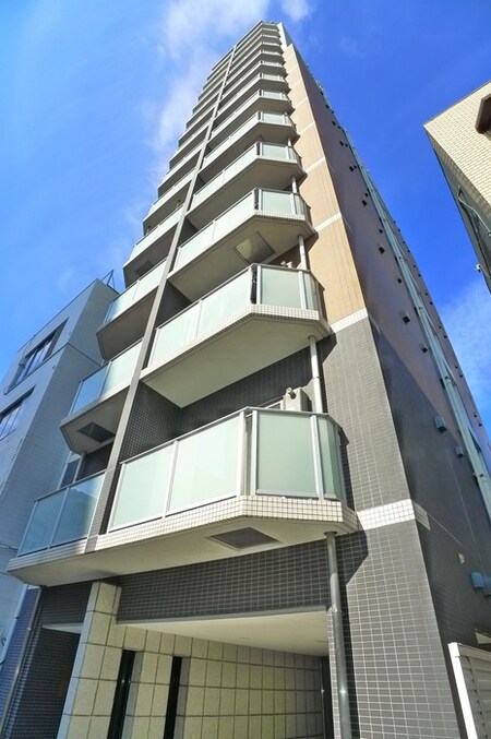 リファイズ小岩（302）外観写真