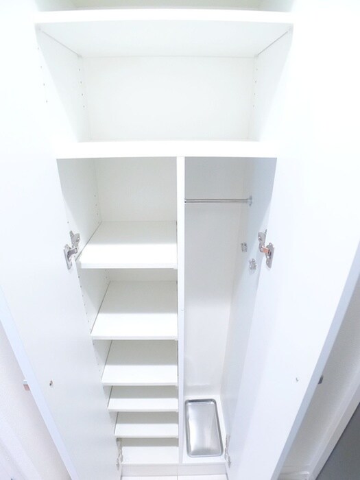 物件内観写真14　(靴箱)