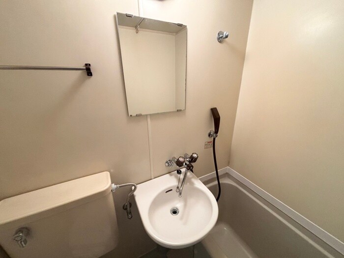 物件内観写真11　(洗面)