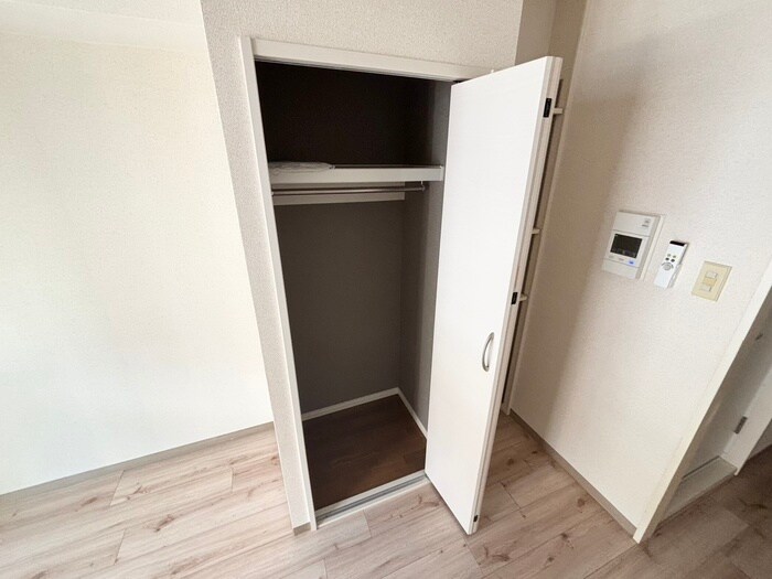 物件内観写真12　(収納)