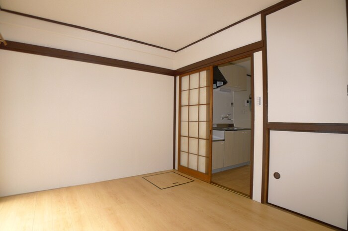 物件内観写真7　(居室)