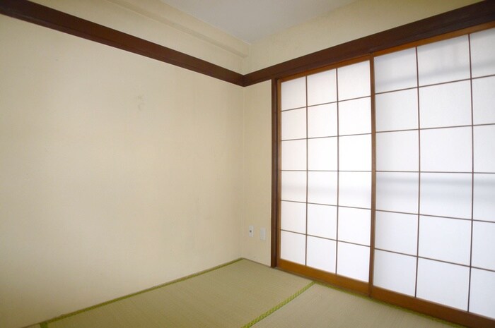 物件内観写真11　(居室)