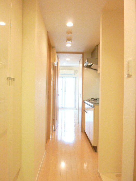 物件内観写真7　(廊下)