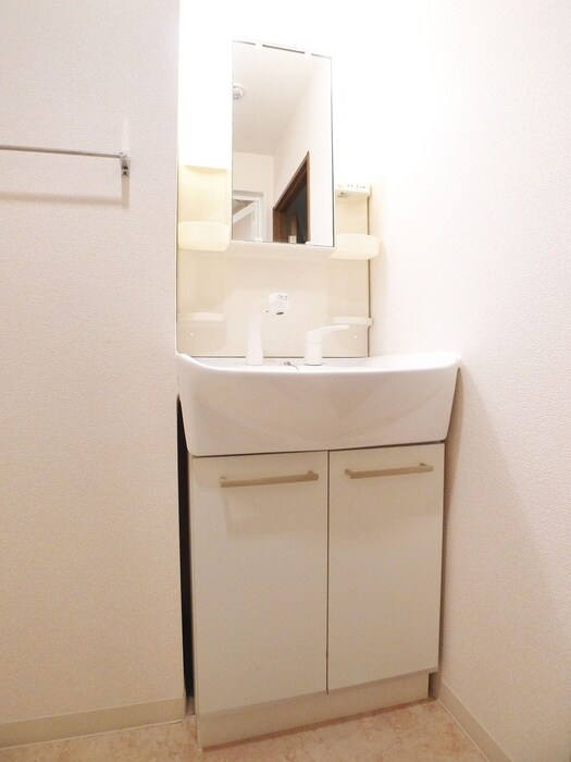 物件内観写真15　(洗面)