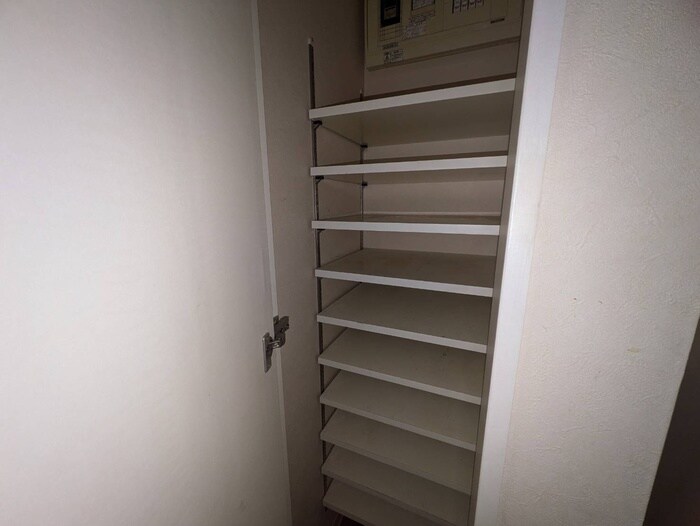 物件内観写真19　(靴箱)