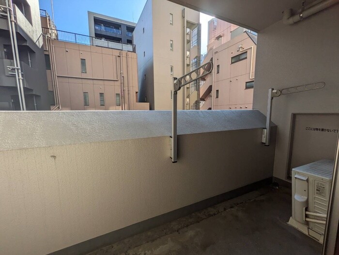 物件内観写真20　(室内からの展望)