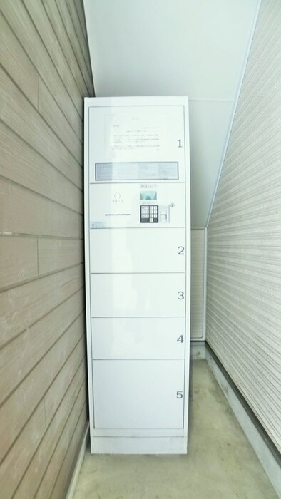 物件外観写真4　(建物設備)