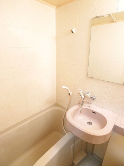 物件内観写真10　(バス／シャワールーム等)