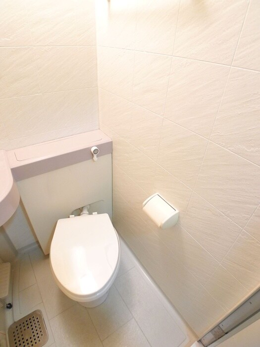 物件内観写真14　(トイレ)