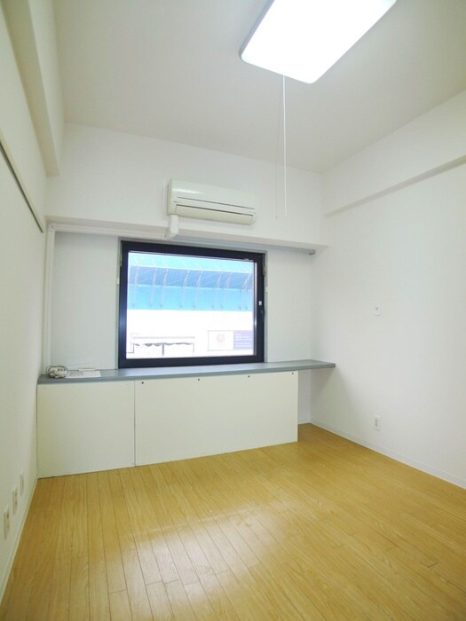 物件内観写真15　(居室)