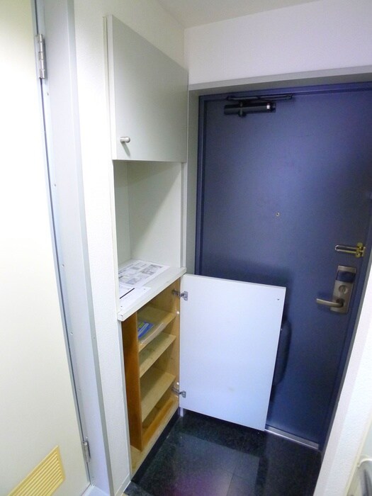 物件内観写真17　(靴箱)