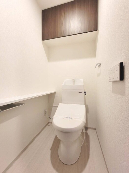 物件内観写真14　(トイレ)