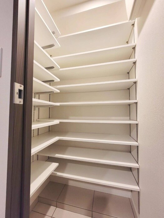 物件内観写真16　(靴箱)