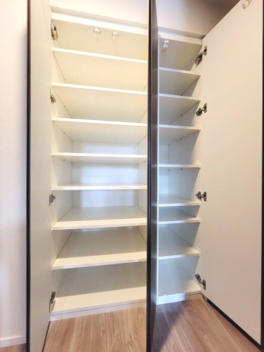 物件内観写真17　(収納)