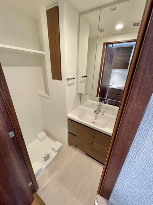 物件内観写真15　(洗面)