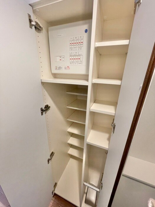 物件内観写真16　(靴箱)