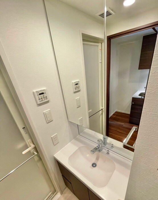 物件内観写真17　(洗面)
