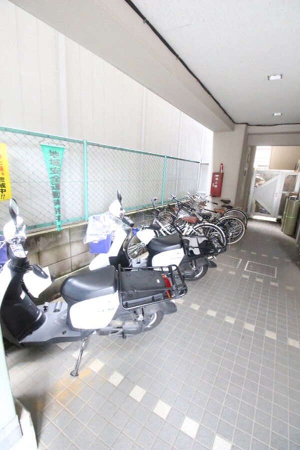 駐輪場