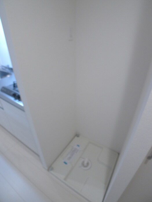 物件内観写真17　(洗濯機置場)