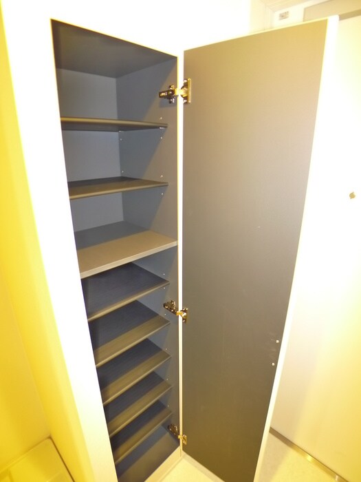 物件内観写真18　(靴箱)