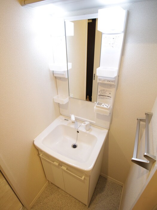 物件内観写真11　(洗面)