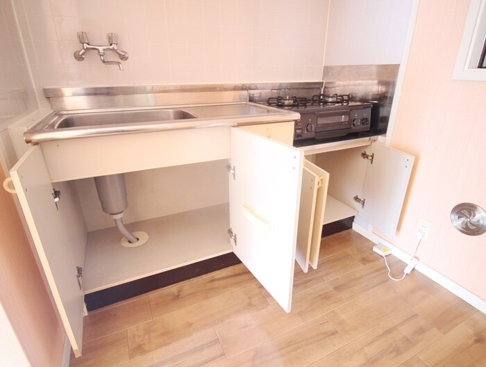 物件内観写真12　(収納)