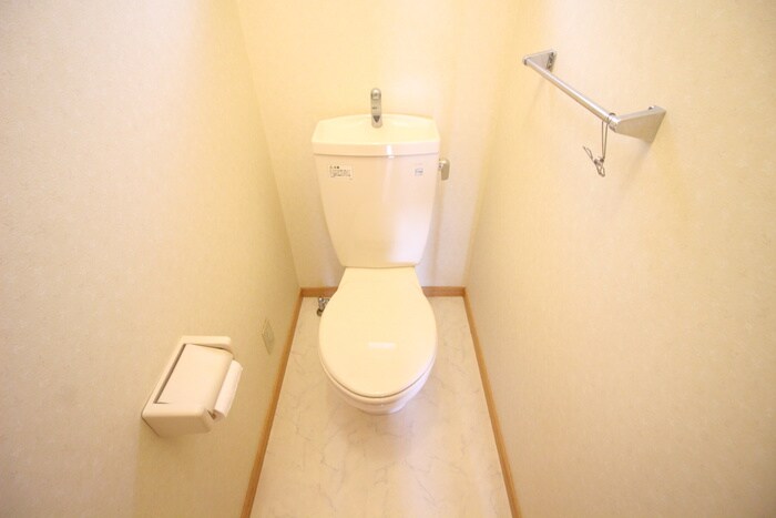 物件内観写真13　(トイレ)