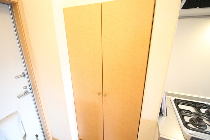 物件内観写真18　(靴箱)