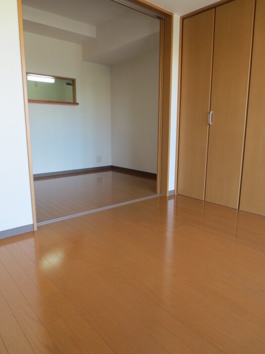 物件内観写真12　(居室)