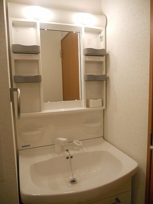 物件内観写真15　(洗面)