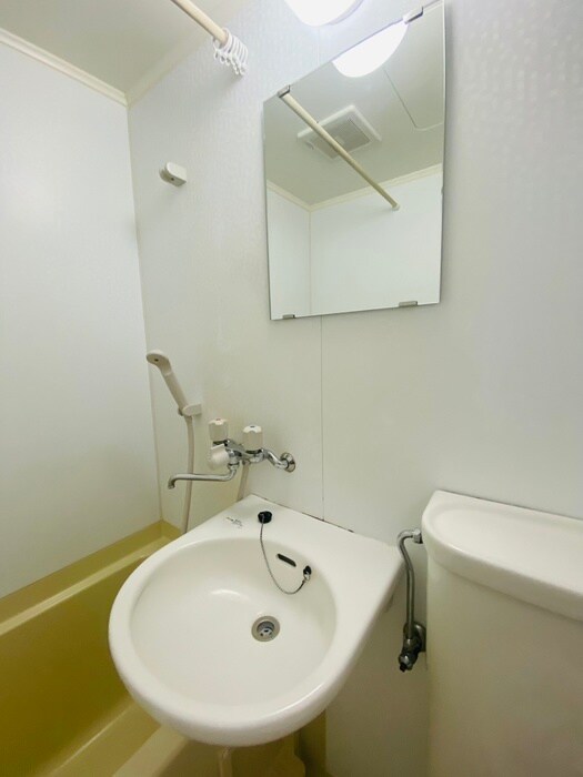 物件内観写真11　(洗面)