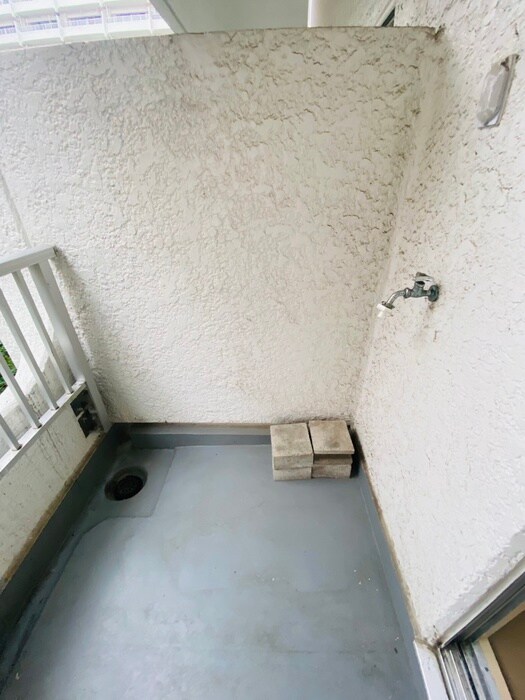 物件内観写真13　(洗濯機置場)