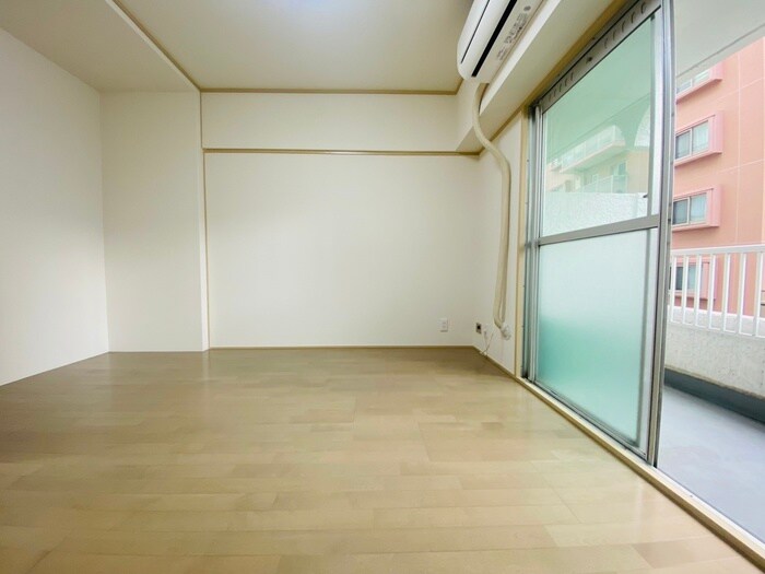 物件内観写真15　(居室)