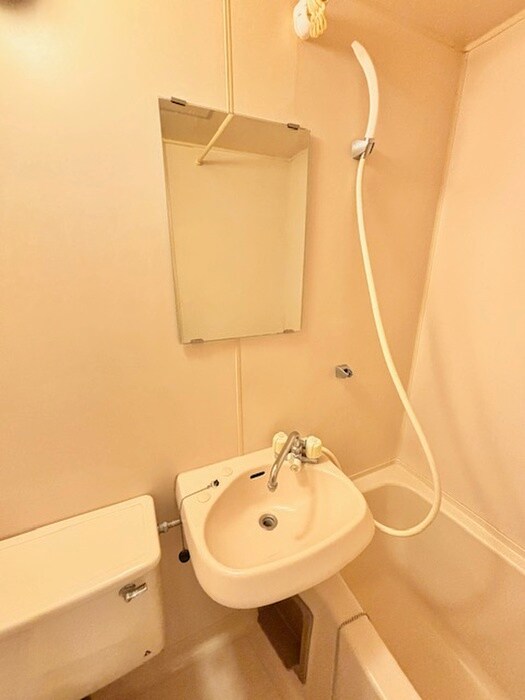 物件内観写真12　(洗面)