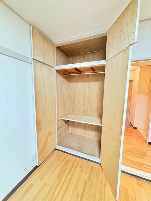 物件内観写真15　(収納)