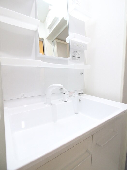 物件内観写真12　(洗面)