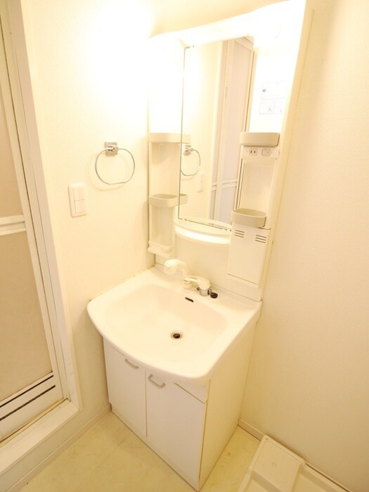 物件内観写真9　(洗面)