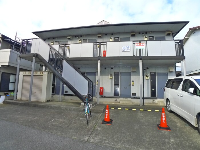 物件外観写真5　(駐車場)