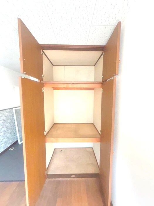 物件内観写真11　(収納)