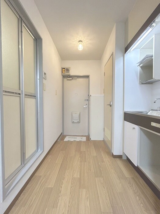 物件内観写真15　(廊下)